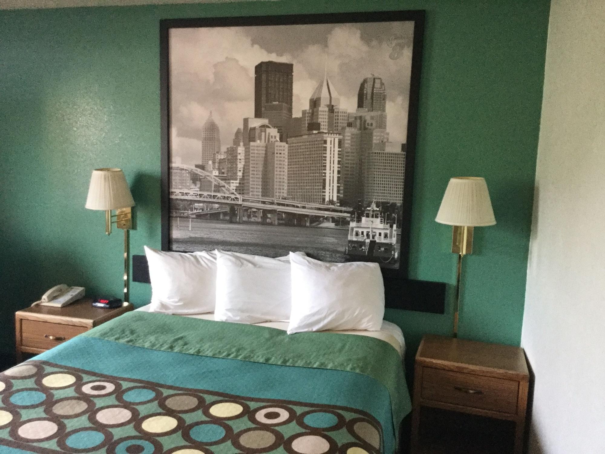 Super 8 By Wyndham New Stanton Hotel Bagian luar foto